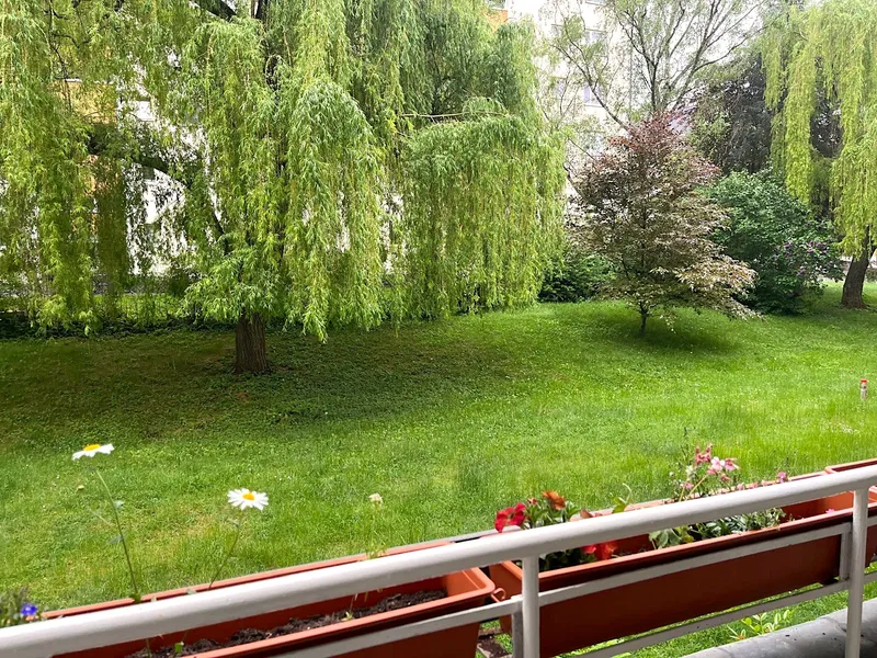 Möblierte 1,5-Zimmer-Wohnung + Balkon in Top-Lage 1 Jahr befristet. — photo 1